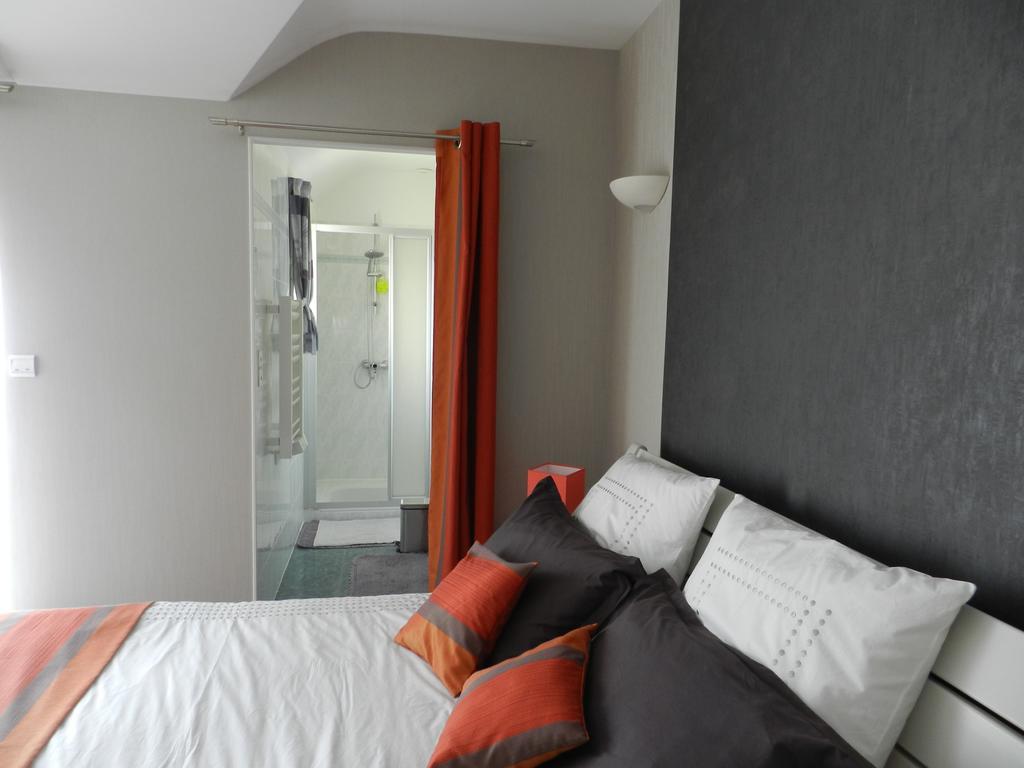 Aux Portes De Rennes Ch. D'Hotes Chartres-de-Bretagne Pokój zdjęcie